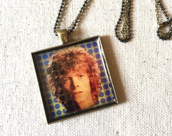 David Bowie Gift, Album Cover Art Necklace, Early Bowie Portrait Pendant, Music Festival Jewelry,Rocker Gift, David Bowie Fans,I Heart Bowie