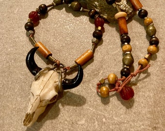 Longhorn skull Necklace, Texas Longhorn Pendant, African beads necklace with bull's head pendant, Cowgirl gift, Primitive Tribal style