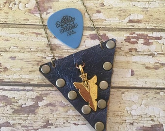 Guitar Pick Case, Guitar accessories, Guitar player gift, Leather pick-pouch, Music-festival necklace, Golden arrowhead charm,Leather gifts