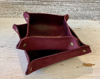 Leather Catch-all tray Set of Two, Ring Dish, Dark Purple Leather Jewelry Dish, Reclaimed Leather goods,Desk Accessories, For Home Or Office