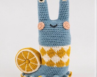 Susie l'escargot – Escargot amigurumi au crochet fait main – Peluche en coton fantaisie – Décoration de chambre d'enfant – Cadeau de naissance