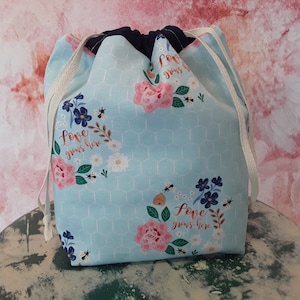 Project Bag, Bag for Knitters, Knitting Bag, Bucket Bag, Organizer