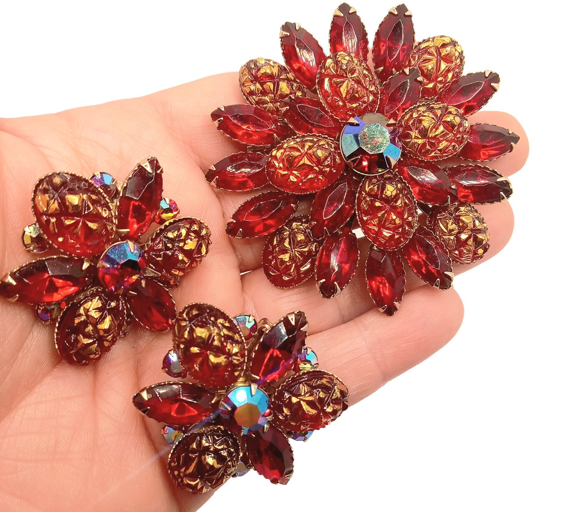 Judy Lee Ruby Red Carved Molded Glass Aurora Layered Lava Judy Lee Ruby Red Carved Molded Glass Aurora Layered Lava