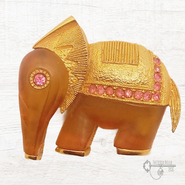 Hattie Carnegie Pink Elephant Lucite Brooch, Primitives on Parade