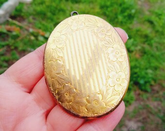 Huge Antique SB CO Floral Gold Filled Locket