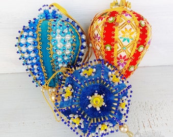 Vintage Satin Velvet Large Push Pin Ornaments Set of 3, Hot Air Balloons