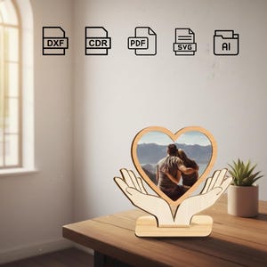 Può includere: Un cartello in legno rustico con la scritta "Welcome to our home" in lettere bianche. Di forma rettangolare e con finitura invecchiata, è adatto per interni ed esterni, ideale per la decorazione.