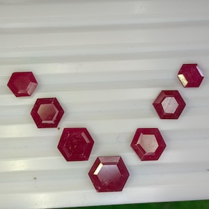 Brilliant Crimson Hexagon red ruby Gemstone Set (7 Pieces).