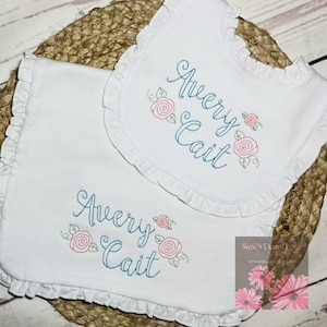 Personalized Bib Burp Cloth, Rose Embroidery, Monogram Bib and Burp Cloth, Personalized Blanket, Baby Girl Shower Gift, Saras Daisy Love