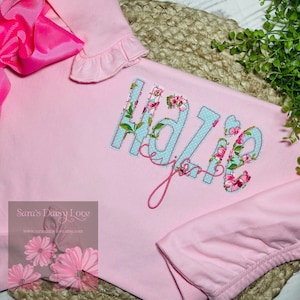 Personalized Baby Gown, Newborn Gown With Name, Infant Gown With Name, Embroidered Baby Gown, Applique Name Baby Gown, Saras Daisy Love