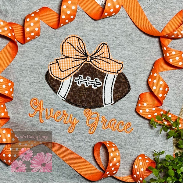 Big Bow Football Applique Shirt, Girl's Football Shirt, Personalized Shirt, Choose Your Team Colors, Game Day Gear, Saras Daisy Love