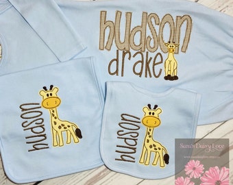 Zoo Animals Personalized Baby Gown, Baby Boy Gown With Name And Giraffe, Applique Name Gown, Baby Boy Gift Sets, Saras Daisy Love