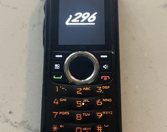 Vintage Motorola Candybar Cell Phone Apocalypse-Proof