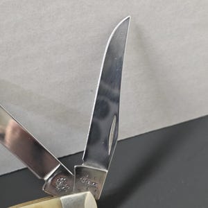Case XX Mini Trapper Pocket Knife – 2006 – Peach Seed Jigged Bone image 4
