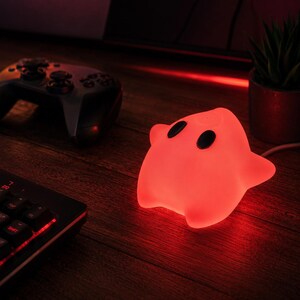 RGB Ghost Night Light – Inspired by Mario Gaming Lamp | RGB or Warm White LED imagen 4