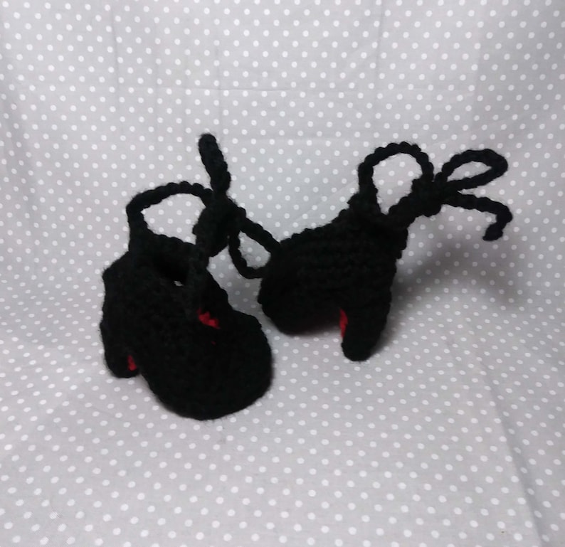 Röda skor för baby, Halloween för barn och baby, Högklackade babyskor, Virkade pumps för baby, Designerskor för flickor, Fotorekvisita för nyfödda, Stilettklackar bild 6