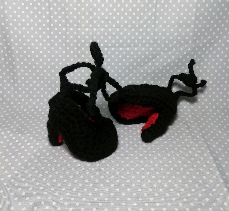 Röda skor för baby, Halloween för barn och baby, Högklackade babyskor, Virkade pumps för baby, Designerskor för flickor, Fotorekvisita för nyfödda, Stilettklackar bild 8