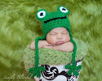 Green Frog Baby Hat, Baby Boy Crochet Hat, Newborn Photography Outfit, Infant Frog Beanie, Baby Animal Hat, Toddler Hat, Summer Photoshoot