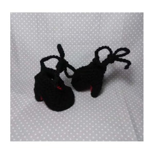 Röda skor för baby, Halloween för barn och baby, Högklackade babyskor, Virkade pumps för baby, Designerskor för flickor, Fotorekvisita för nyfödda, Stilettklackar bild 3