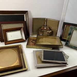 Blandade vintage-tavelramar – Utsmyckade trä- och guldramar – Cottagecore, Traditionell, Galleriväggdekor