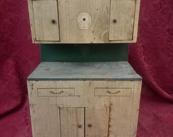 Vintage 1950s Wolverine Tin Litho Toy Kitchen Cabinet Hutch Green Wood Tone