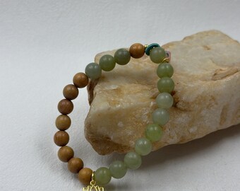 Green Jade Meditation Bracelet – Sandalwood & Agate Ruyi Charm, Yoga and Zen Jewelry Gift