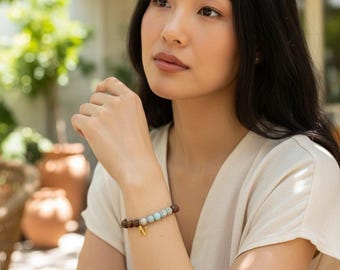 Shoushan Stone & Sandalwood Bracelet – Meditation, Mindfulness, Yoga, Elegant Wooden and Blue Stone Jewelry