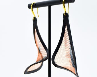 Liri 2 - Pendientes textiles impresos en 3D / Joyas esculturales ligeras