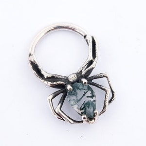 Green Moss Agate Spider Septum Piercing, Halloween Jewelry, Witchy, Spider Web, Horror Fan, Statement, Gothic, Gift for Her, Natural