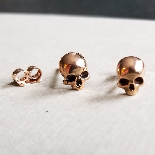 14K Rose Gold Skull Stud Earrings, Horror, Death, Occult, Witchy, Halloween, Gothic Stud Posts, Gift for Her, Everyday, Memento Mori, Cute