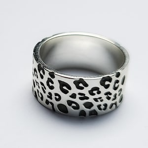 10mm Wide Leopard Print Ring, Big Rings, Bold, Statement, Panter, Cheetah, Big Cat Lover, Tiger King, Carol Baskin, Animal Print Jewelry