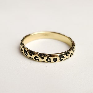 10K - 14K Yellow Gold Leopard Print, Animal Pattern, Jaguar, Big Cat Lover, Carol Baskin, 80s Gift, Wedding Ring, Tiger King, Carol Baskin