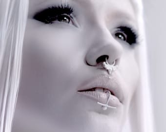 Fake Lip Ring Featured in Kerli Savages Video Clip, Fake Lip Ring, Lip cuff, Faux, Silver Lip Piercing, Lip Hoop, Minimal, Bar, Nose, Septum