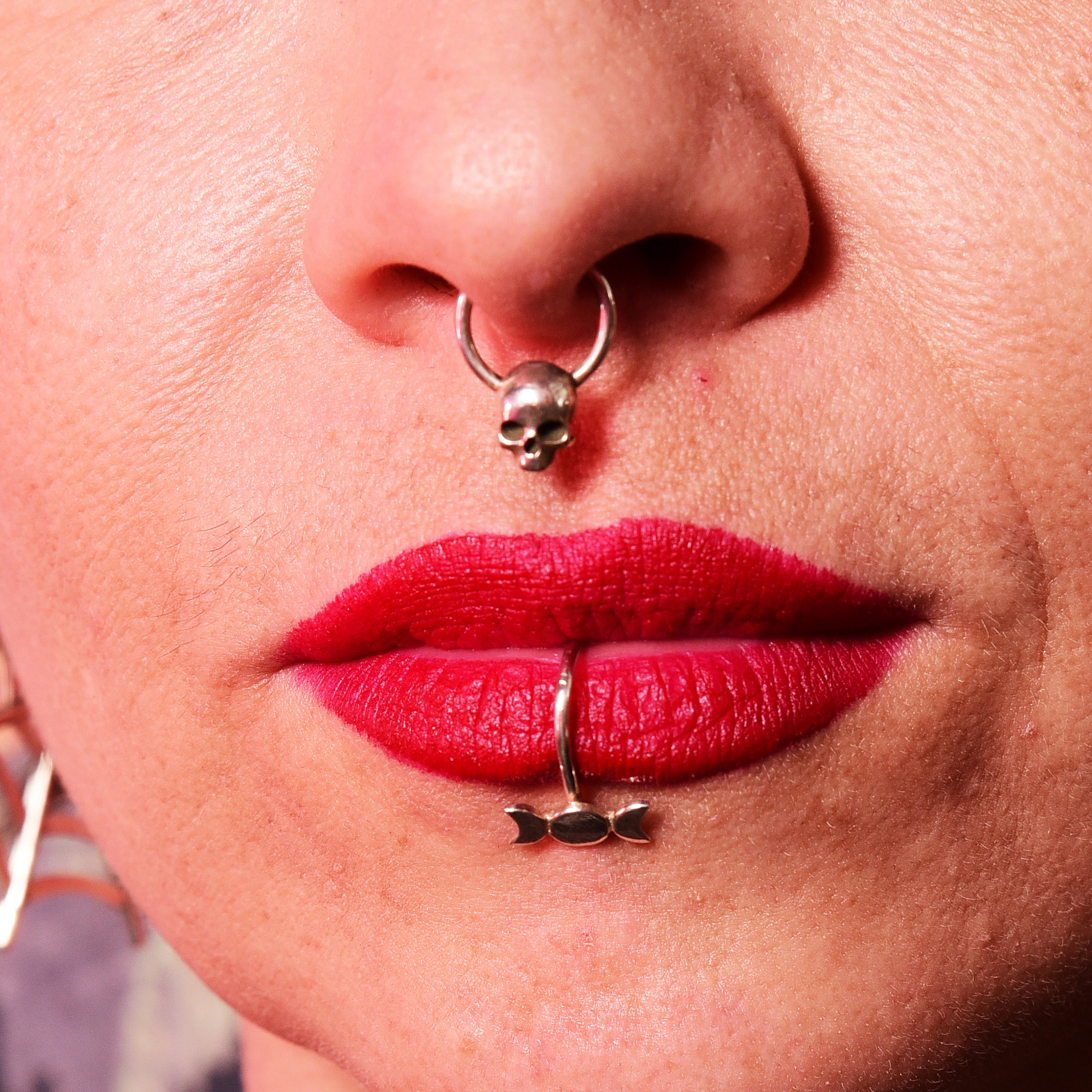 Skull septum clicker sale