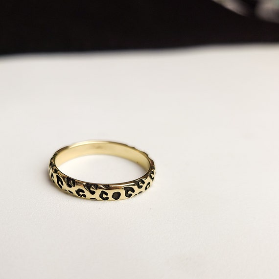 10K - 14K Yellow Gold Leopard Print, Animal Pattern, Jaguar, Big Cat Lover, Carol Baskin, 80s Gift, Wedding Ring, Tiger King, Carol Baskin
