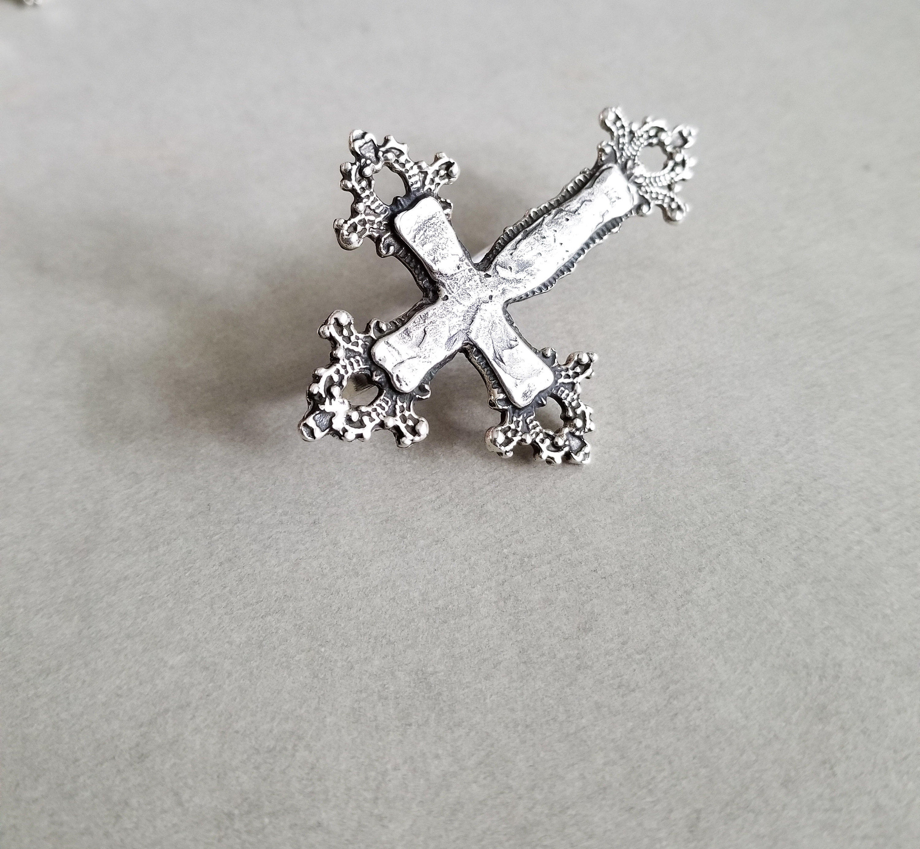 【極上】 CROSS シルバー 925 刻印 リング 16号 ゴシック 未使用 Big Baroque Cross Ring, Statement 2 Finger Ring, Unisex