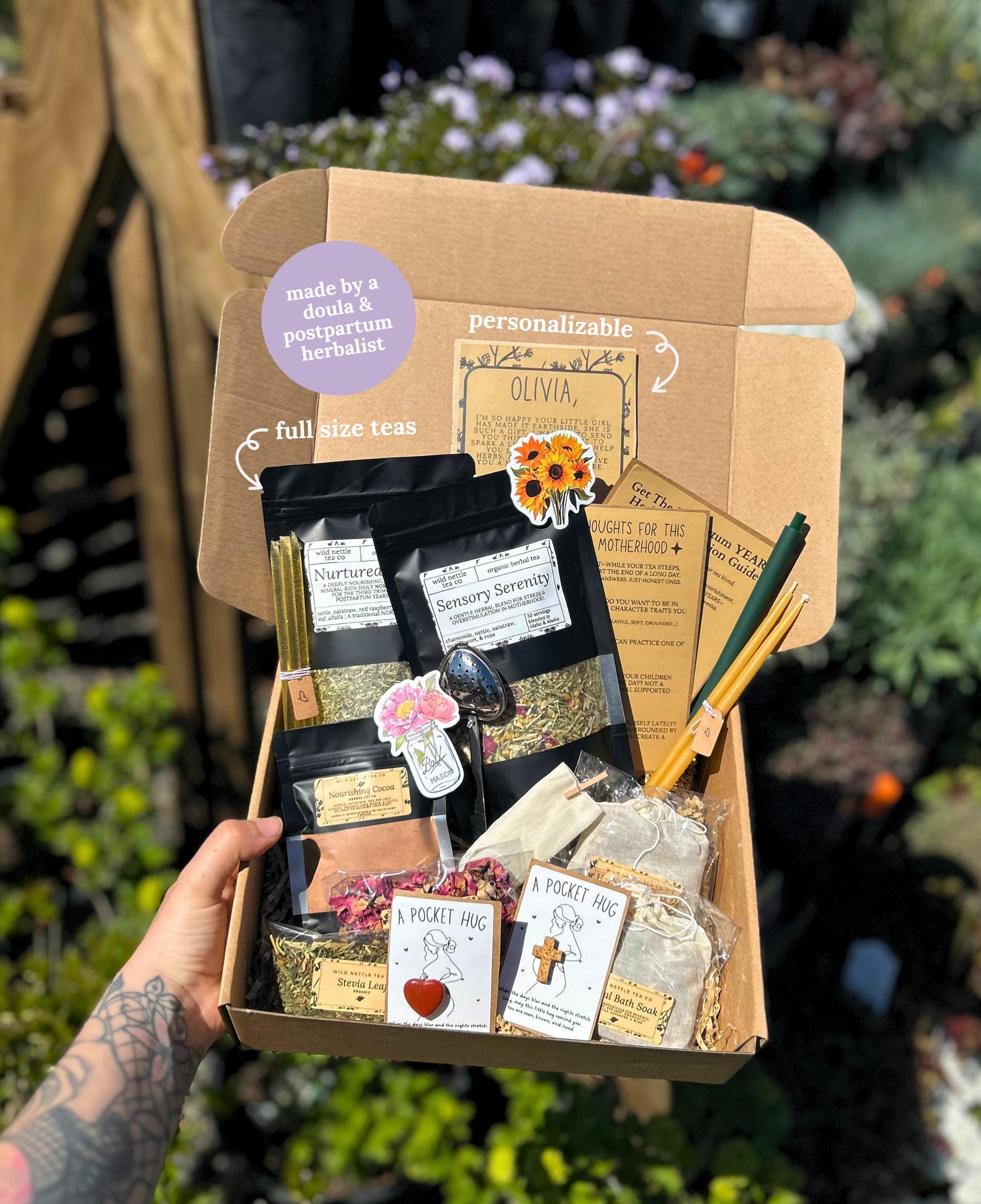 Postpartum Care Package, Pushing Present, New Mom Gift Box with Organic Tea, Wochenbett