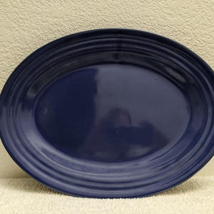 vintage Bauer Pottery of Los Angeles grand plat ovale bleu cobalt avec motif anneaux