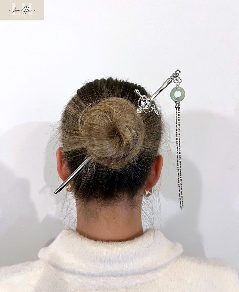 Silver Sword Hair Pin, Metal Tassel Hair Stick, Gothic Blade Bun Holder, Gold Hair Fork, Viking Hair Jewelry, Cosplay Hair Accessories