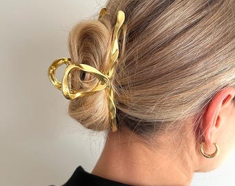 Gold Metal Hair Claw, Twist Hair Clip, Large Strong Hair Clip, Minimalist Silver Hair Clamp, Elegant Hair Accessories, Gift For Women