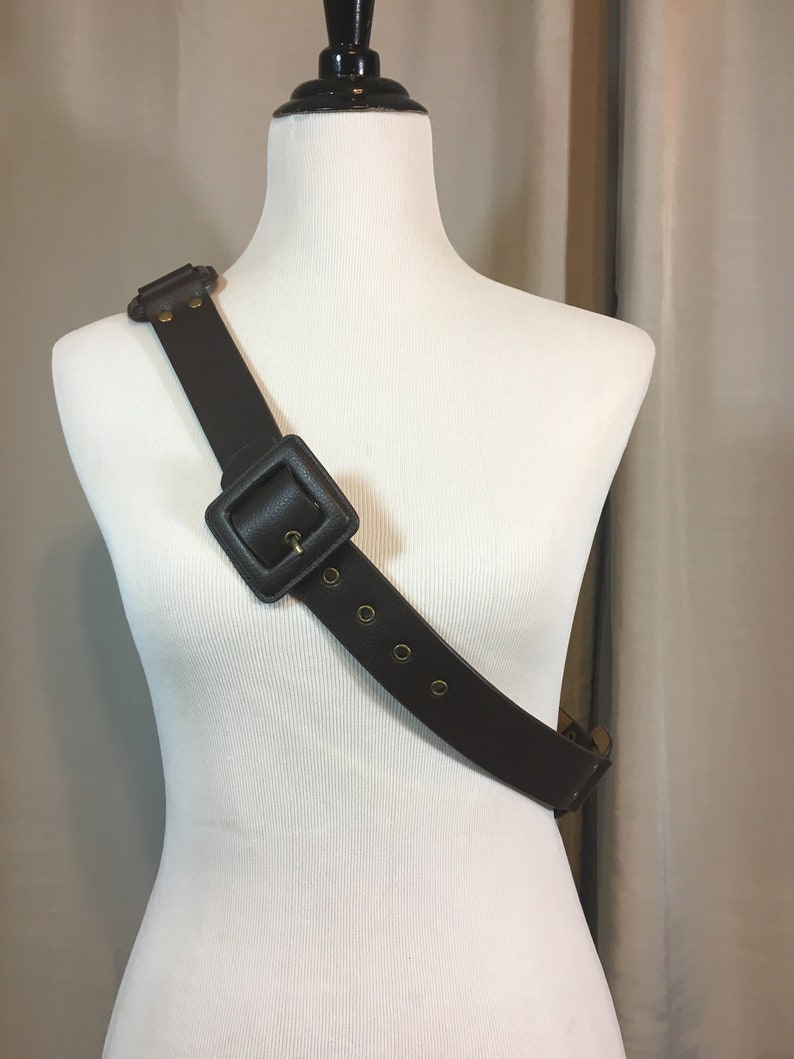 39.25 38.25 40.25 Vintage Wide Dark Brown Faux Leather Belt Size XL Belt is 1.5 Wide Buckle is 2 /& 58 Wide Buckle holes 37.25 41.25