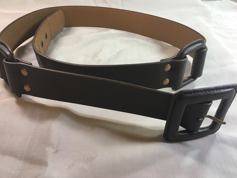 39.25 38.25 40.25 Vintage Wide Dark Brown Faux Leather Belt Size XL Belt is 1.5 Wide Buckle is 2 /& 58 Wide Buckle holes 37.25 41.25