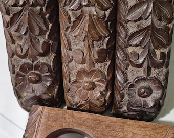 Juego vintage de 4 soportes de barra para cortinas de madera india tallados a mano.