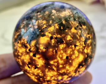 Natural Yooperlite Sphere, UV Reactive Crystal Sphere, Fluorescent Glow Meditation Sphere, Reiki Healing Crystal Ball, Unique Crystal Gifts
