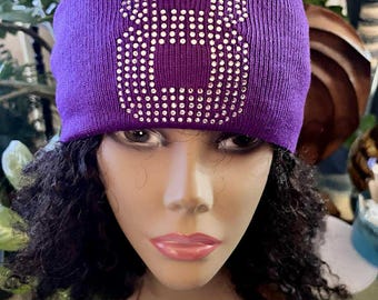 number 8 beanie