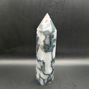 Large Moss Agate Tower 16.5cm, 503g • Green Dendritic Chalcedony, India