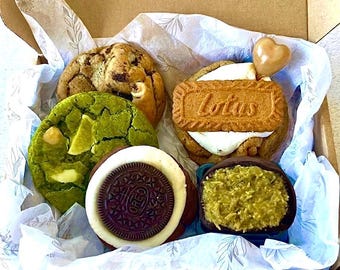 SUMMER BREAK-Back in Sept- Gourmet S'more & Dubai Chocolate Cookie Discovery Box - 1+4 PC  Variety Sampler - Gift Box - Fresh Made To Order