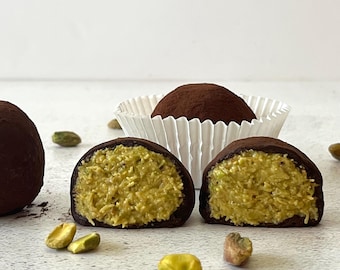 Chef-Crafted Dubai Chocolate Chewy Cookie/ Pistachio Chocolate/ 4pc/ Mess-Free Packaging