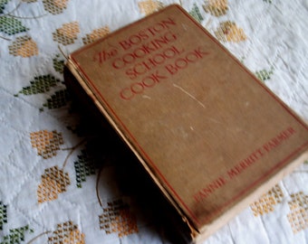 1936  vintage , interesting  , collectible book "  The  Boston  Cooking  School Cook  Book'' by Fannie  Merritt  Farmer.