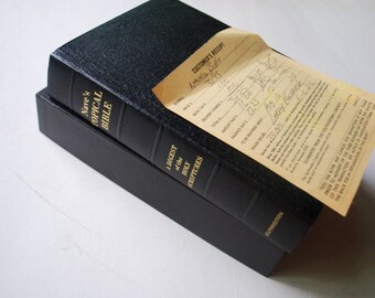 1978 vintage  interesting  religious, thumb indexed  book " Nave's Topical  Bible. A Digest of the Holy Scriptures" by  Southwestern.
